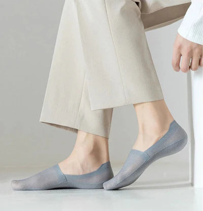 Ultra-Light Breathable Crew Socks