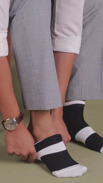 The Classic Line Bamboo Ankle Length Socks