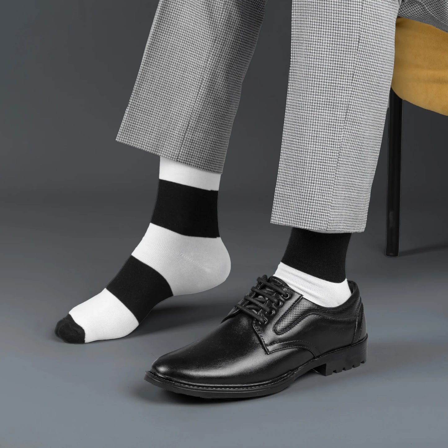 Elegance essentials Bamboo Crew Length Socks