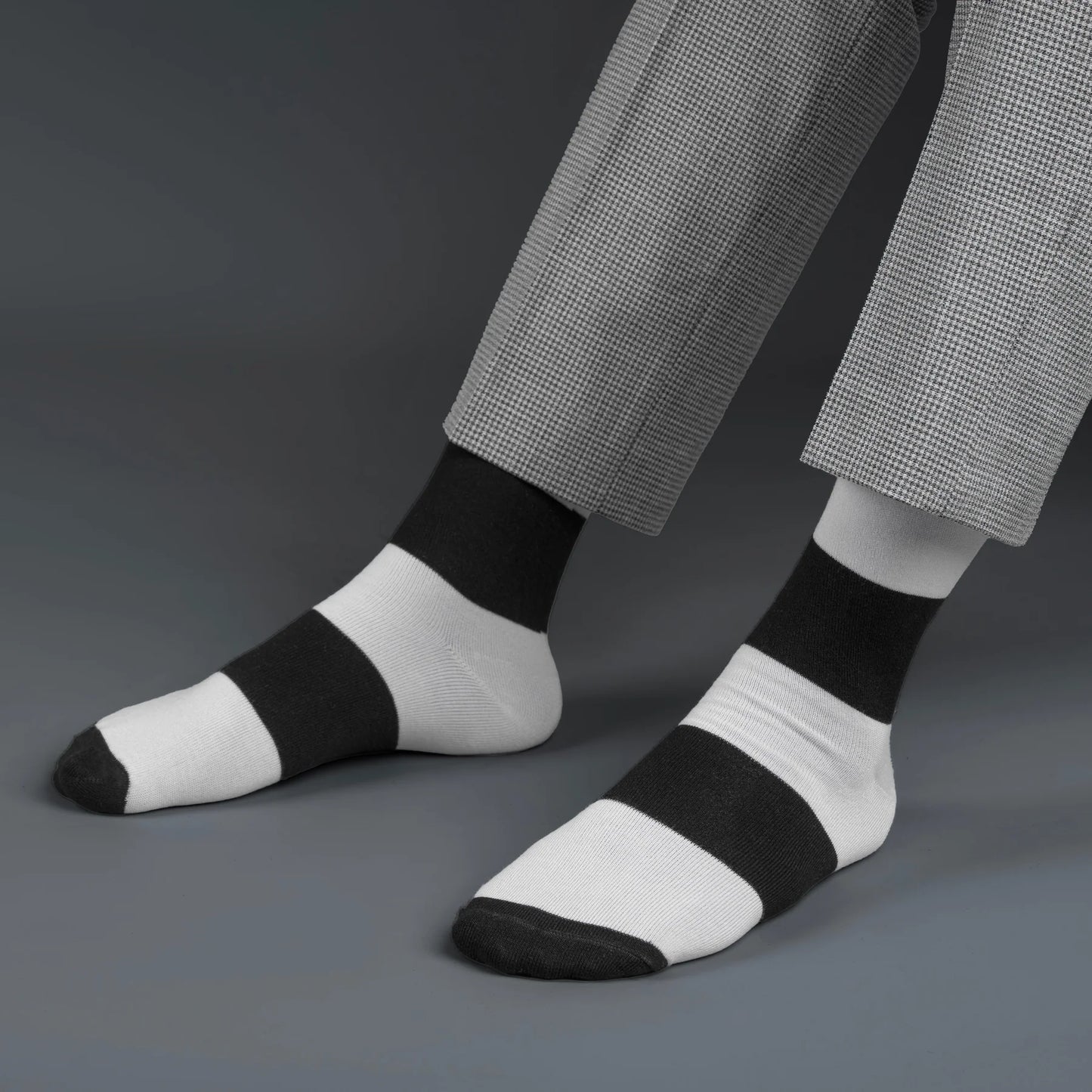 Elegance essentials Bamboo Crew Length Socks