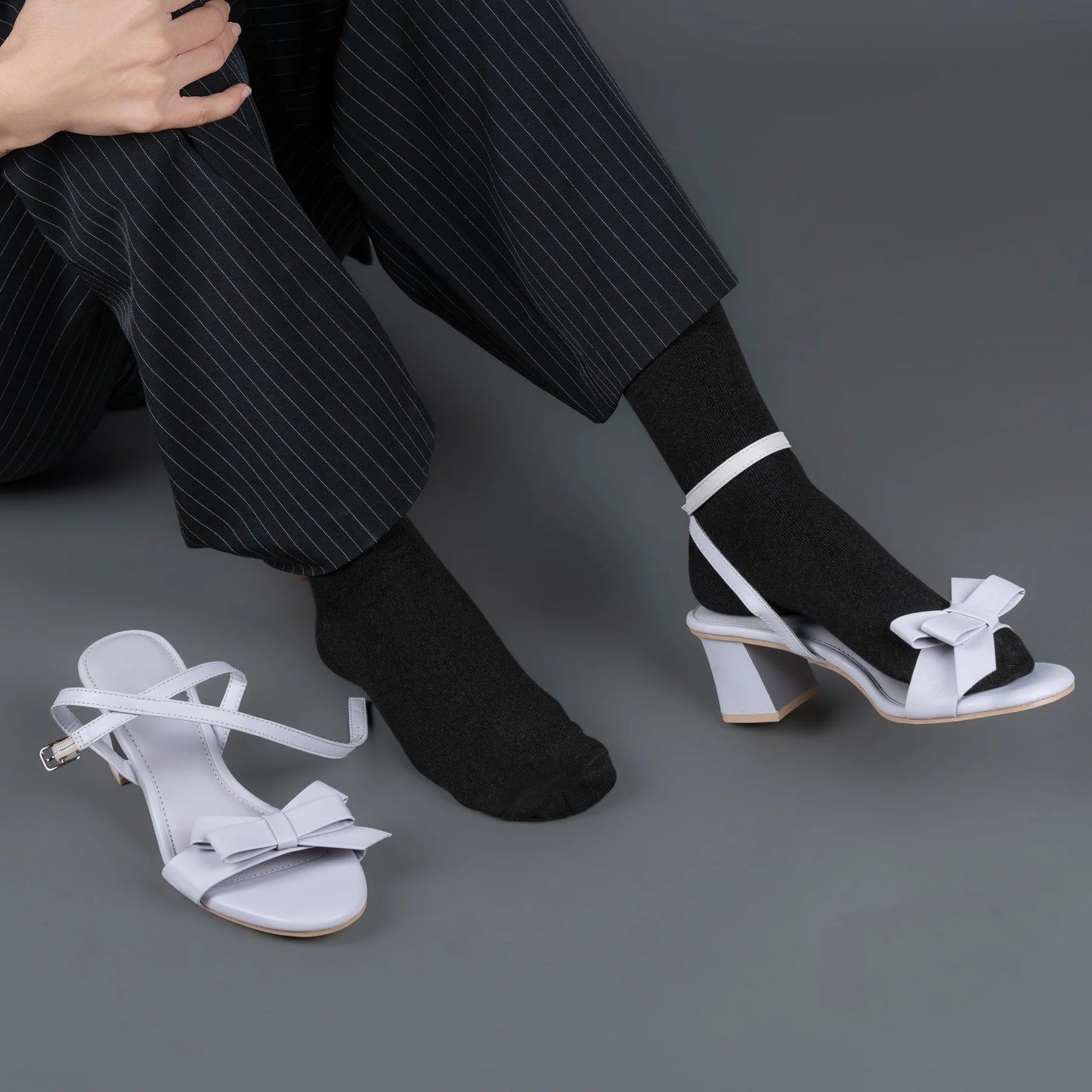 Black Bamboo- Elegance essentials Crew Length Solid Socks