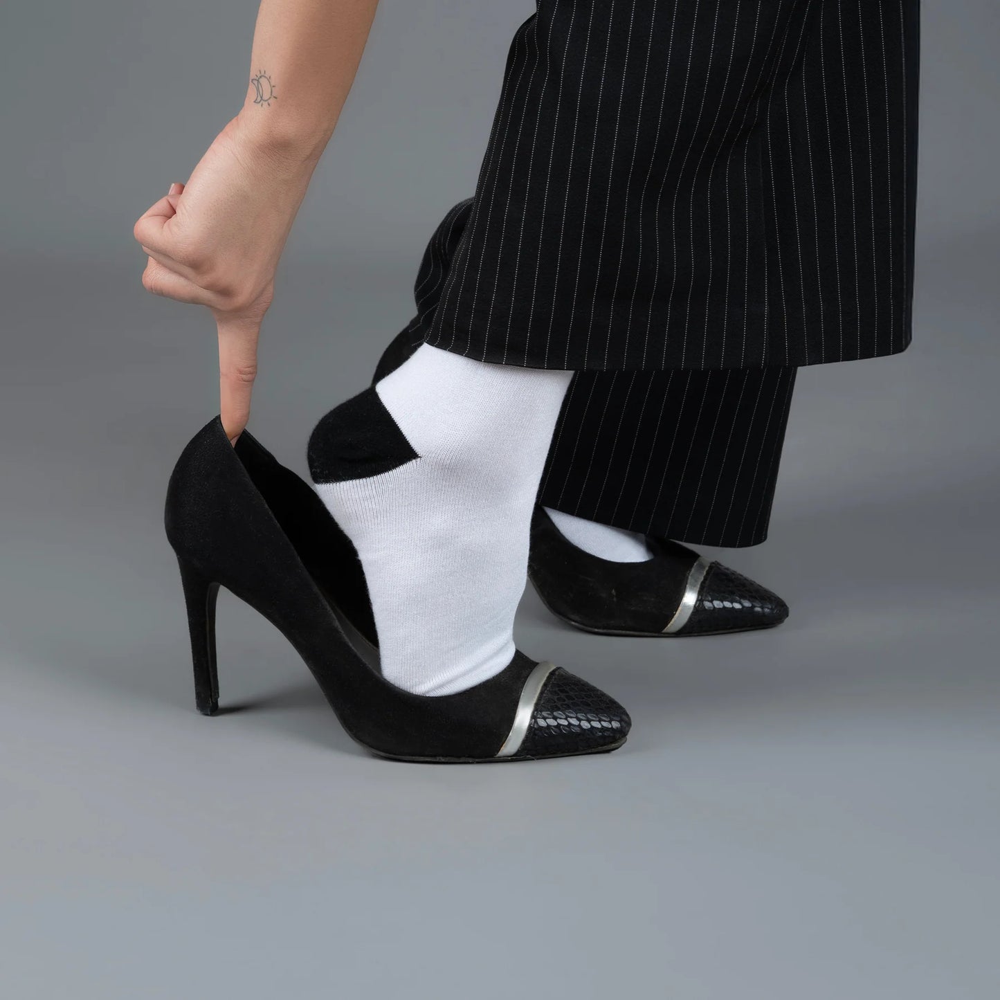Elegance essentials Bamboo Crew Length Socks